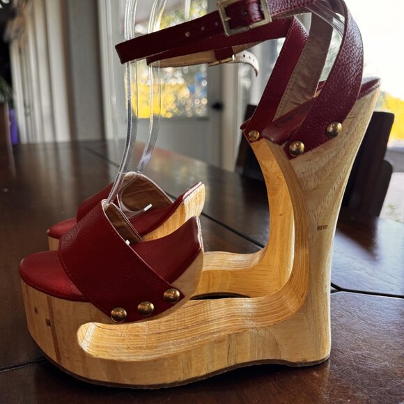 Awesome Red Leather Kwui Calcados Cutout Wood Platform Wedges. NWOB US 8.5 - Picture 3 of 8